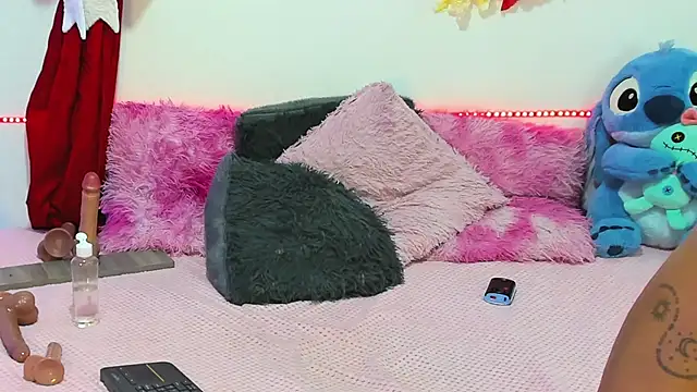 Rihanna_Flex webcam