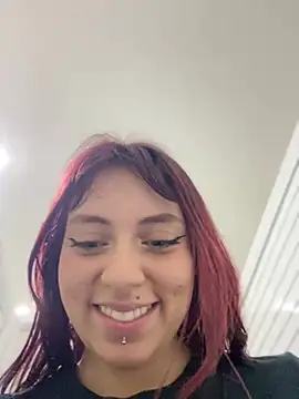RojitasTeaseX_ webcam