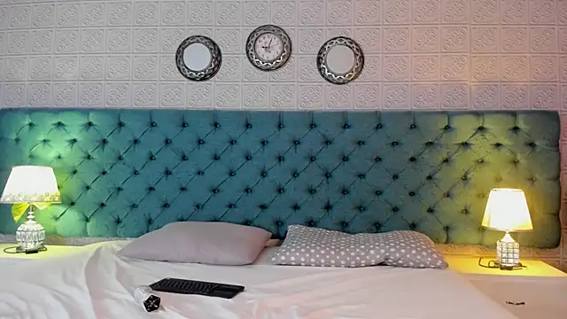 BellaViixen webcam