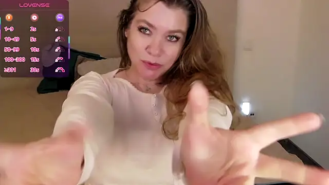 PetersEmily webcam
