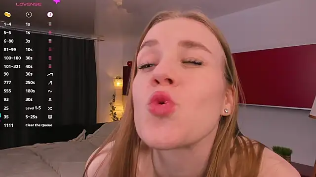OdellaFrake webcam