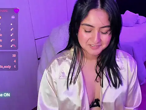 ViolettaKai webcam