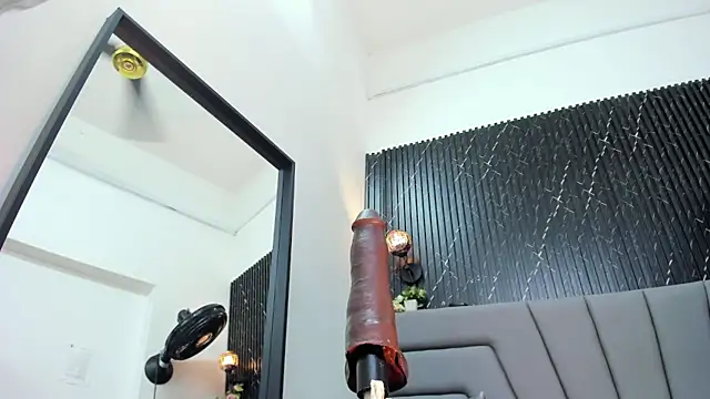 Angie_Will webcam