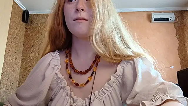 KateVibe_01 webcam