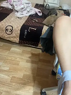 Mina048 webcam