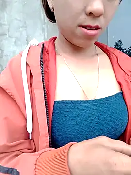 Zara-Lina webcam
