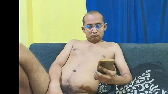 Cute_boy2000 webcam