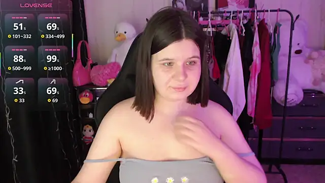 AmyVibess webcam