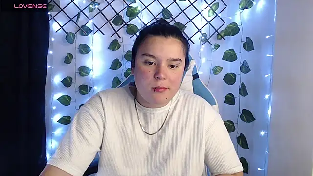 Nika_1_ webcam