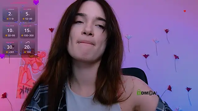 liana_kisses webcam