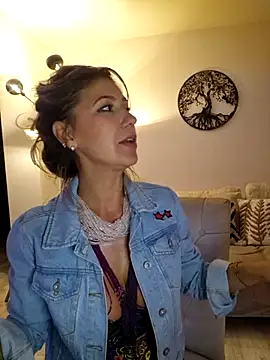 CelynaRoss webcam