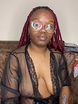 YummyMelanin117 webcam