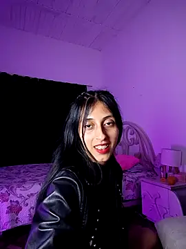 Im_Kloe webcam