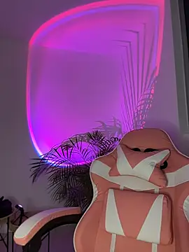 alesziarose_ webcam