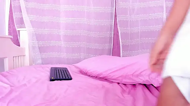 Henry_and_Lucy webcam