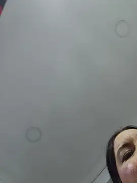 Pretty_Julieta webcam
