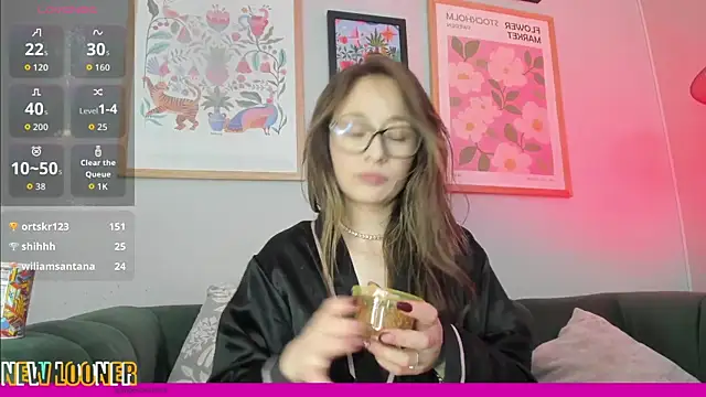 camille_eyes webcam