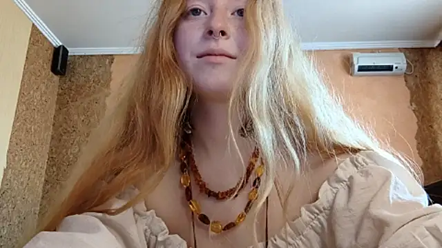 KateVibe_01 webcam