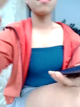 Zara-Lina webcam