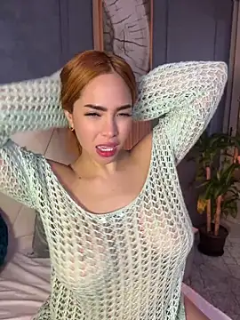 Webcam Model (Ambar_Mancinii) is live