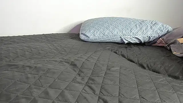 ViolettM webcam