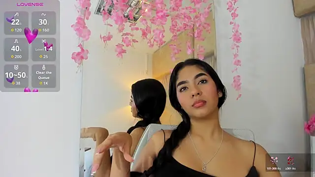_kyraa_ - _kyraa_'s free webcam - UK Sex Cams