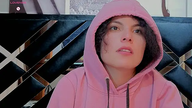 Zoe-yanin webcam