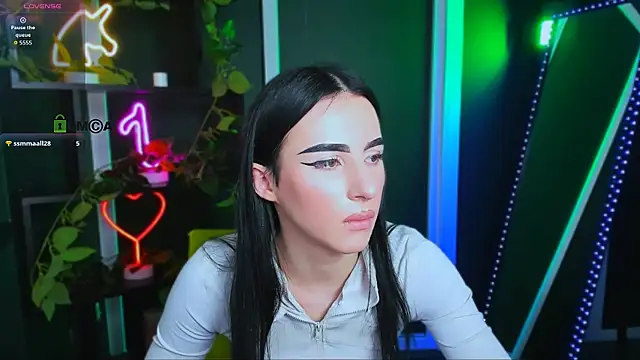 alia_skay webcam