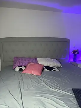 Webcam Model (Nicole_stonee)  is live.Free join now!