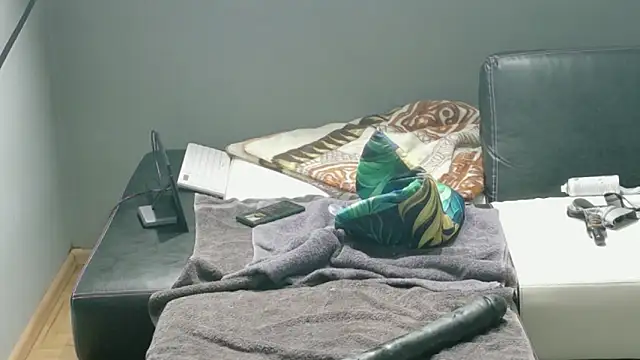 slavic_boy_39 webcam