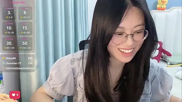 美女Luna-666在线直播