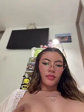 Your_Honeey webcam