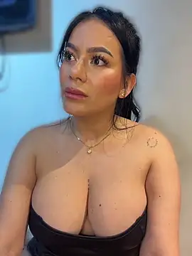 Miah_gomez_ webcam
