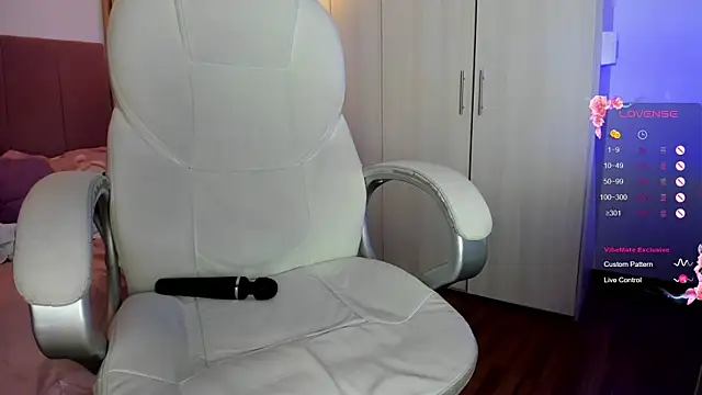 mia_nevaeh webcam
