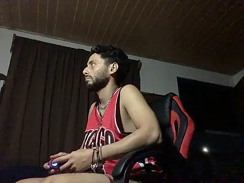 Nooneisthis webcam