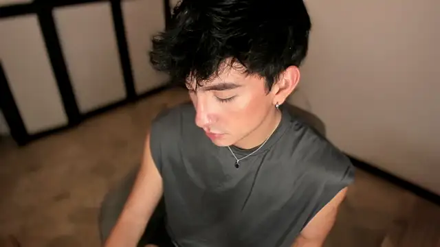 sweettaaron01 webcam