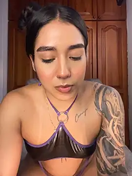 KaditaNavarro webcam