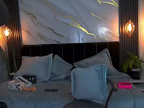 Dark_Dominika webcam