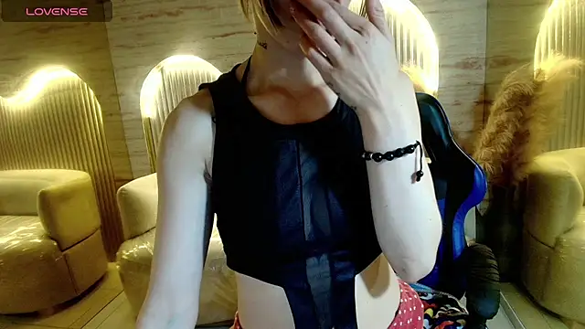katalina_r_ webcam