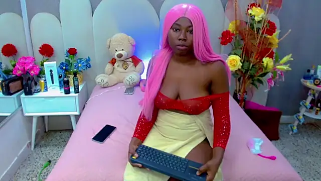 Luna_ebonyy9 webcam