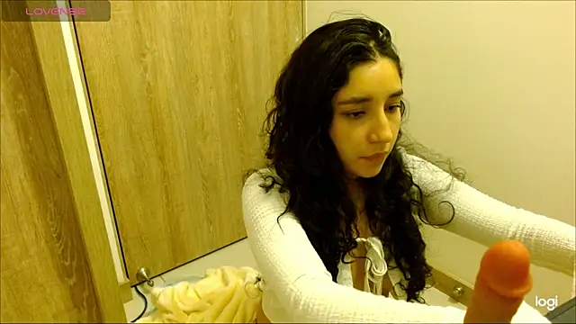 daki_love33 webcam