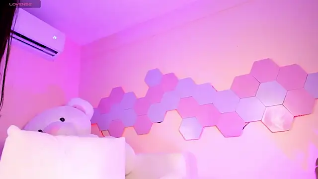 Candyskinny21 webcam
