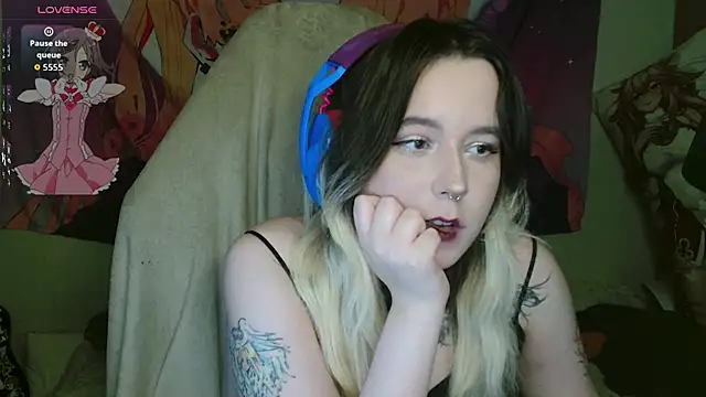 mirabite_ webcam