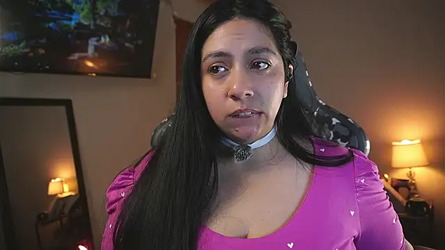coraline_latin webcam