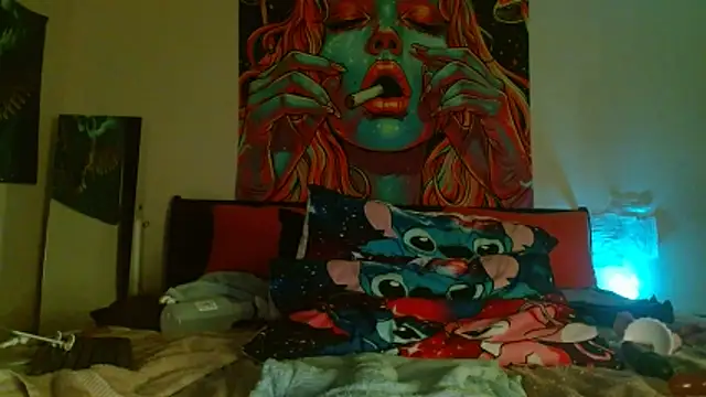 EnticingAaliyah webcam