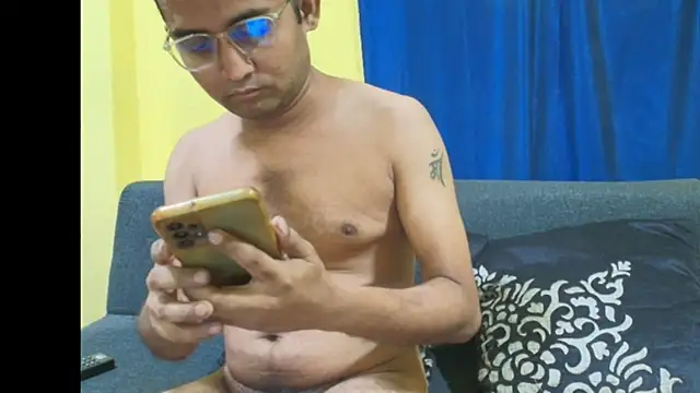 Cute_boy2000 webcam