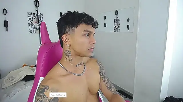 Leonard_Price live sex cam