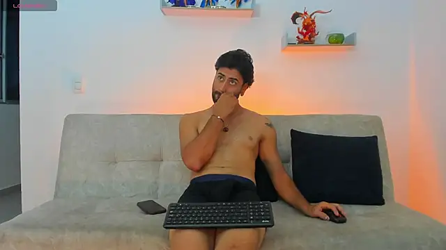 heteros_curious webcam