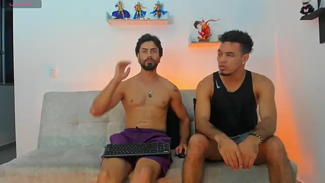 heteros_curious webcam