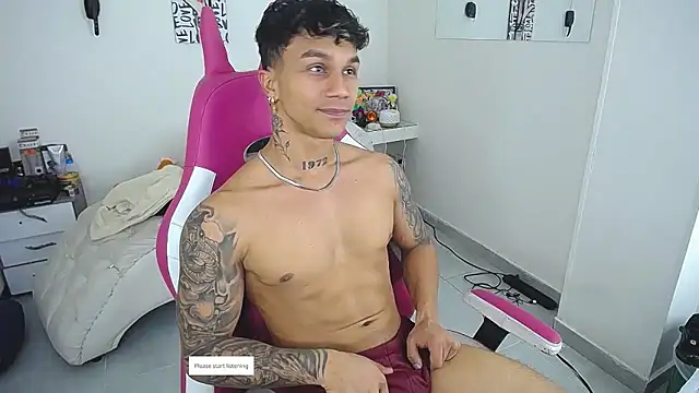 Leonard_Price webcam